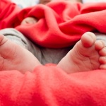 Wyśpij malucha w drodze: 12 sprytnych gadżetów, które zamienią każdą podróż w drzemkę